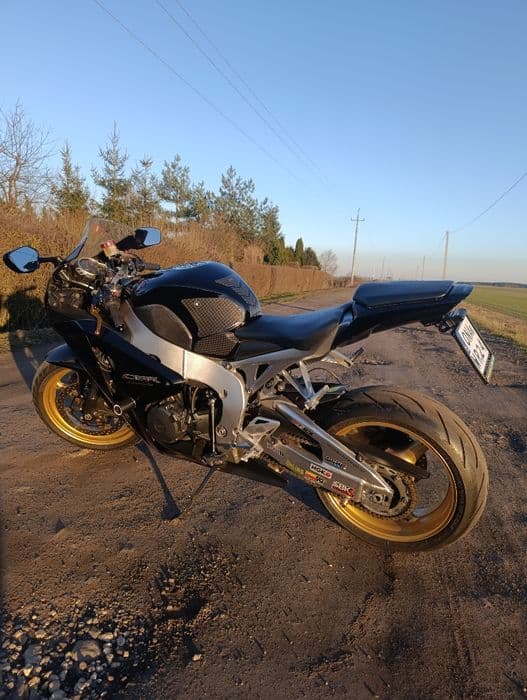 Honda CBR SC59B 1000rr