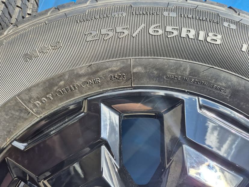 Koła felgi Nissan Navara Pathfinder 18 cali  6x114,3