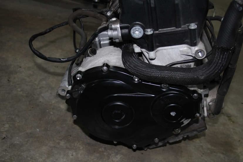 Silnik KPL Skrzynia Kosz Dekiel 31.875 Suzuki GSXR 600 K8 K9 L0 08-10