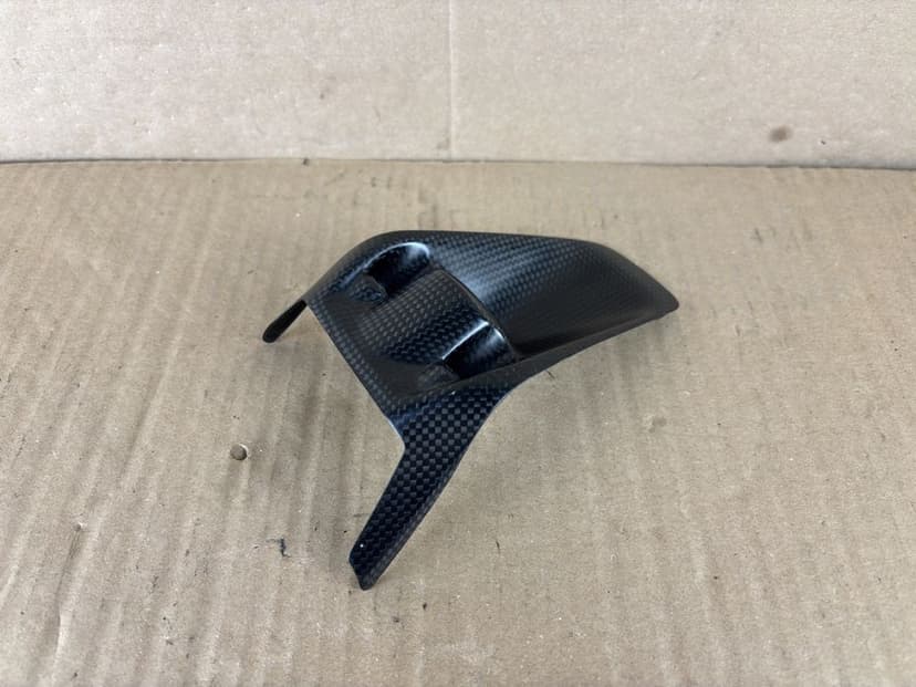 Ducati Monster 821 Wypełnienie Nakładka Osłonka Osłona Stacyjki Carbon