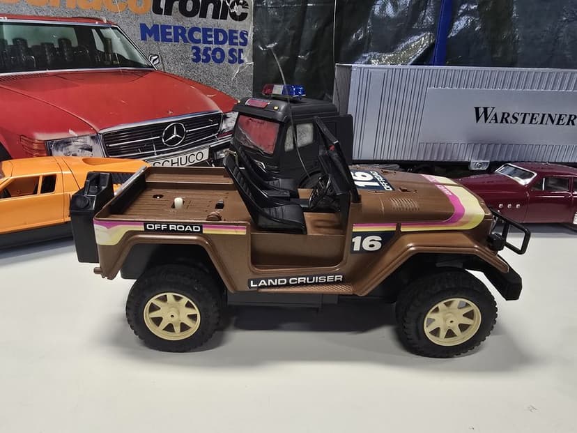 Nikko 1982 toyota land cruiser