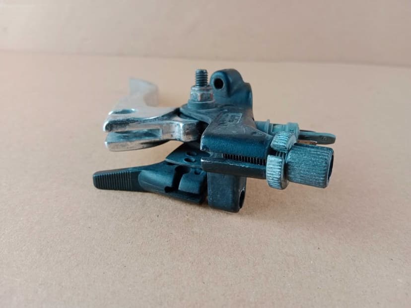 Beta RR 125 Enduro Klamka Mocowanie + Cięgno Ssania 13-20 ssanie