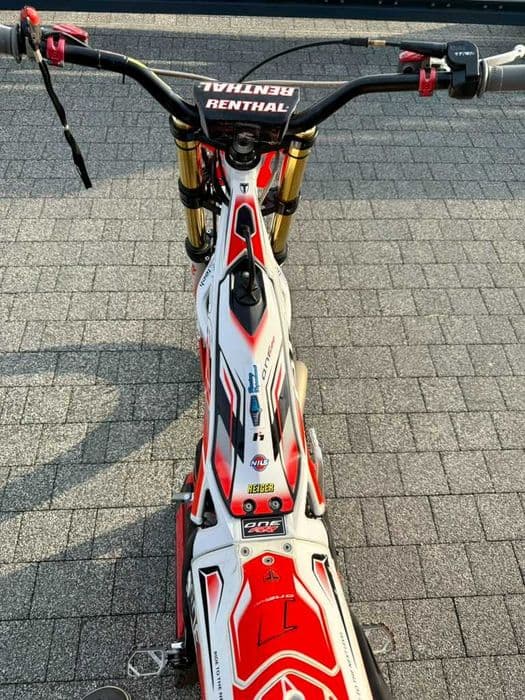 Motocykl trialowy TRS RR 250