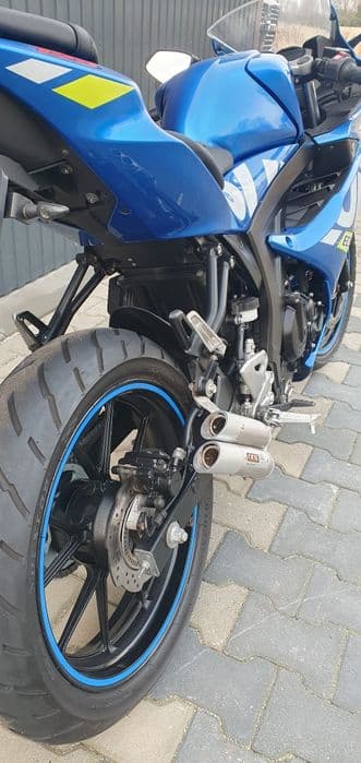 SUZUKI  GSX-R125   5 tysięcy przebiegu  yzf 125r  yzf r125 cbr 125