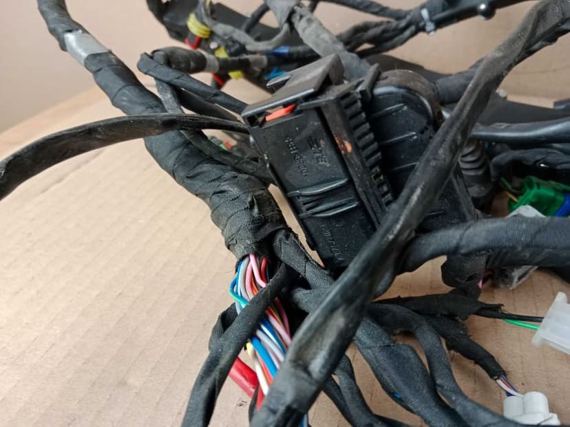 Aprilia RS 660 Wiązka Główna Instalacja Kostki Kable 20-25