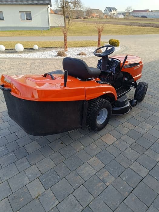 Traktorek kosiarka Husqvarna