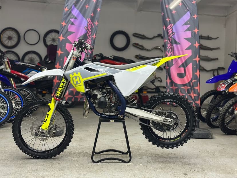 Husqvarna TC 85 cc 2024 - 64mth - stan salonowy - 2szt