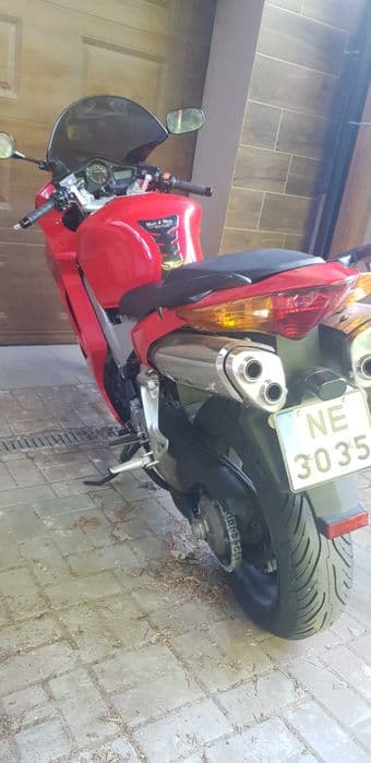 HONDA VFR 800 V-TEC (2002r.), 33 tys.km