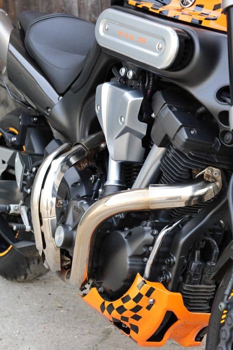 Yamaha MT-01 RP18 2008 Akrapovic Carbon Ceramika Grafen Rizoma ZAMIANA