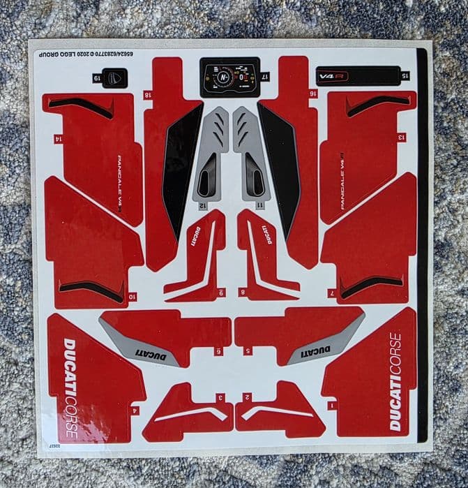 Lego Technic 42107 Ducati Panigale V4 R