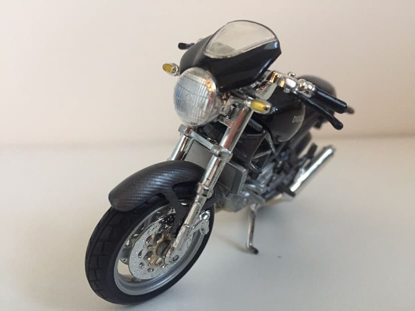 Model Ducati Monster Maisto