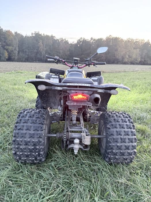 Quad honda-barossa 250