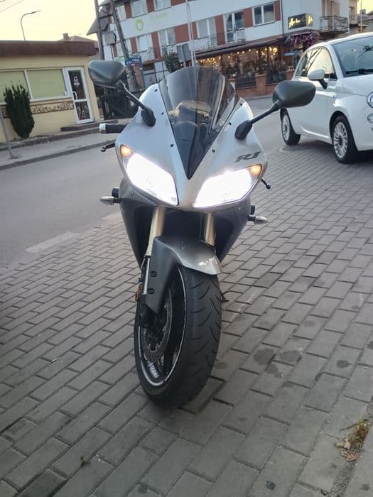 Yamaha R1 RN09 sportowy NOWA CENA