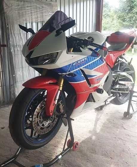 HONDA CBR 600 RR PC40 2013   bardzo doposażona i zadbana