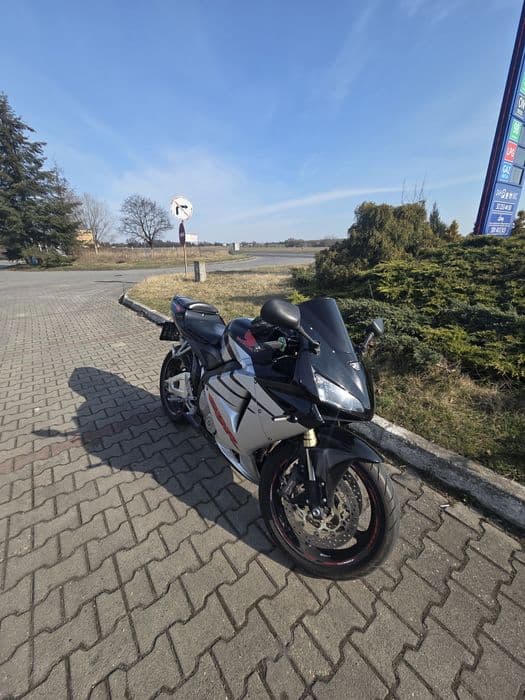 Honda CBR 600RR 2005 Polift - Zawieszenie upside-down