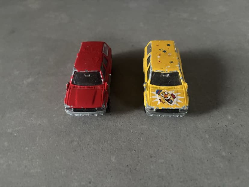 Resoraki Majorette 2X Toyota 4Runner