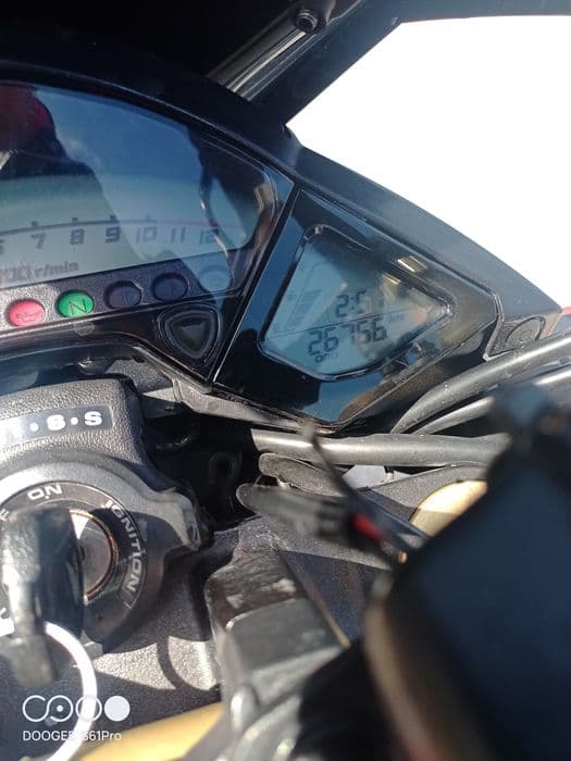 Honda cb1000r z 2010 roku