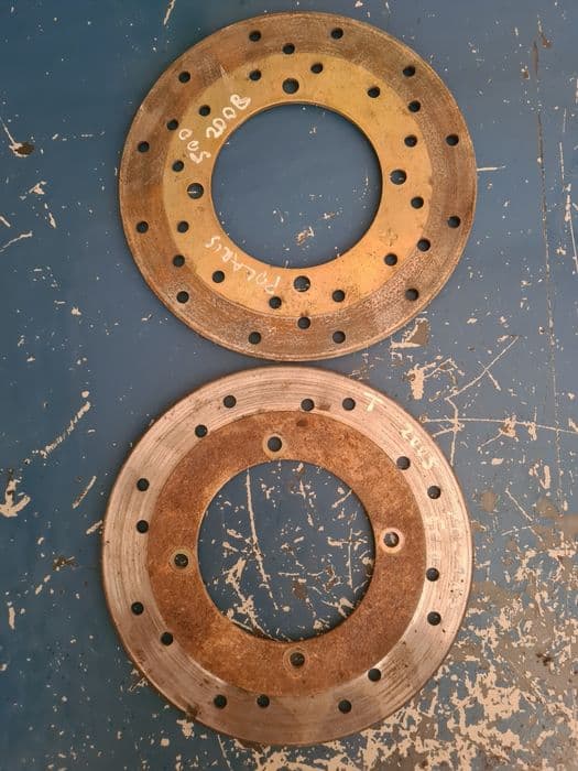 Tarcza hamulcowa przod  polaris sportsman magnum