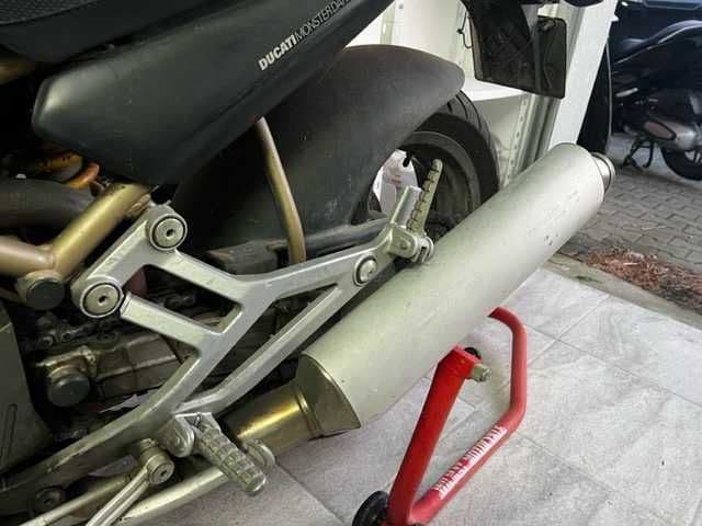 Motocykl Ducati Monster M600