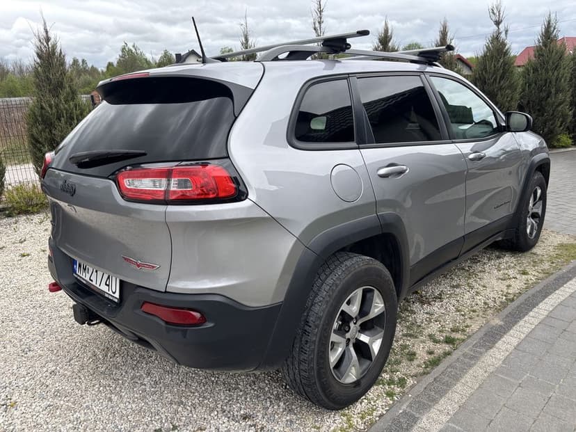 Jeep Cherokee Trail Hawk - 3.2 - 4x4 - bezwypadkowy- Fv23 %