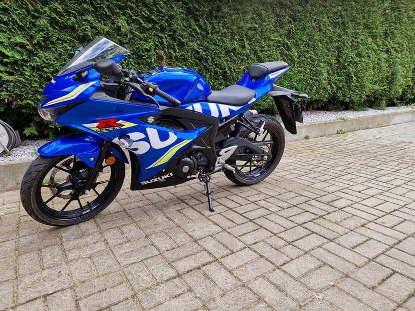 Suzuki Gsx-r 125  2018r 5.5 tys m