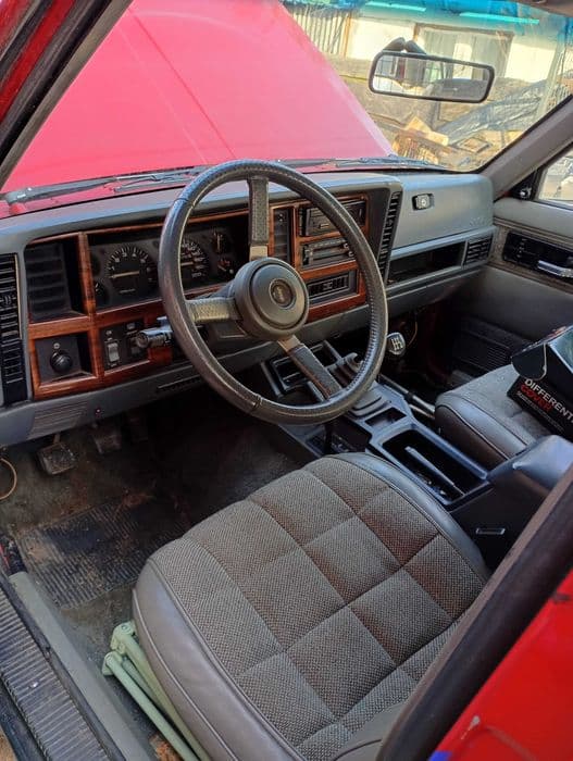 Bardzo ładny Jeep Cherokee XJ