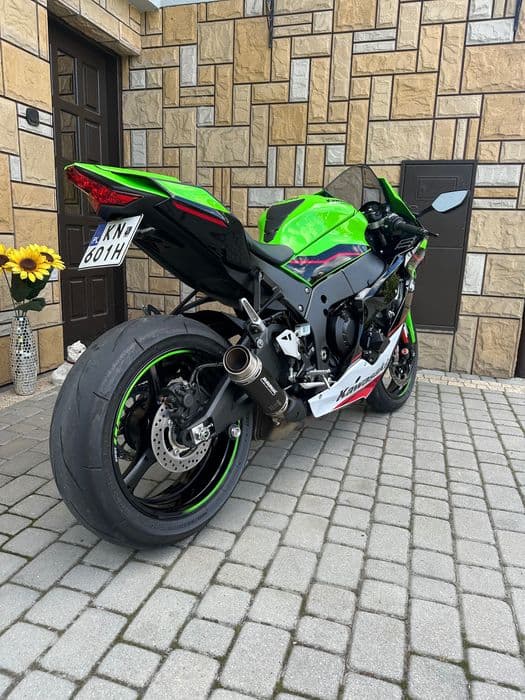 Kawasaki ninja zx10r 8tys km sportowy motocykl r1
