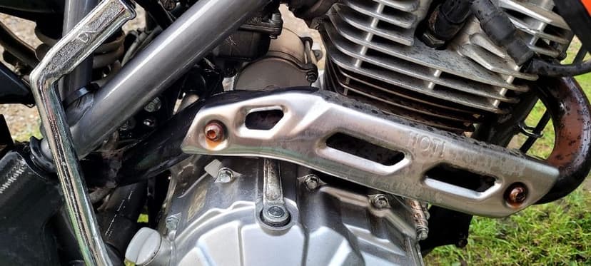 Cross-Defender 150RR