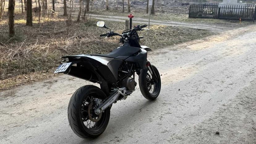 Husqvarna 701 Supermoto