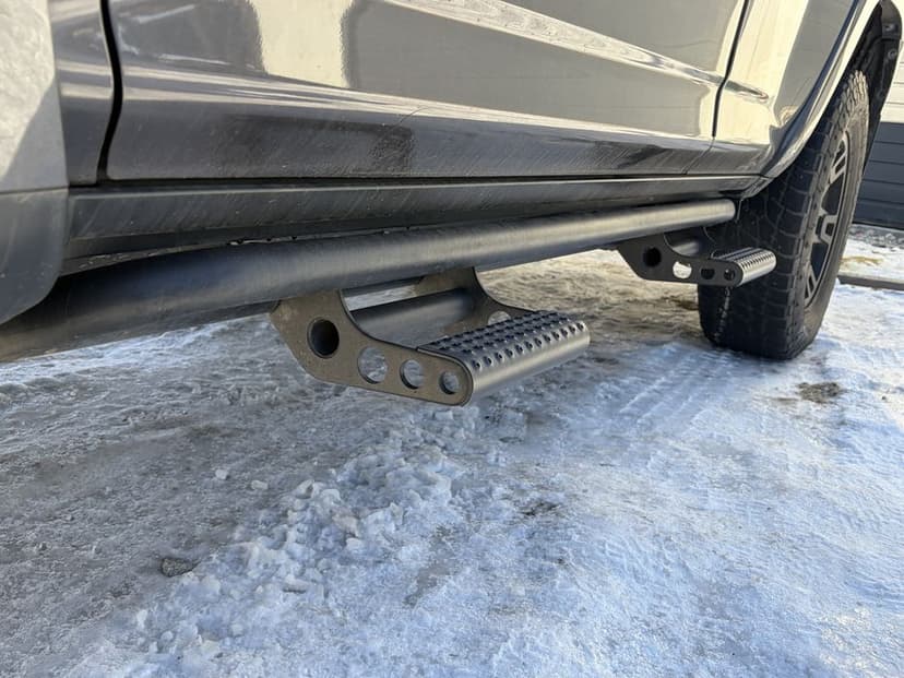 Progi stopnie boczne toyota 4runner TRD