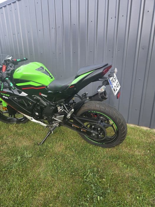 Kawasaki ninja 125 abs 2021r