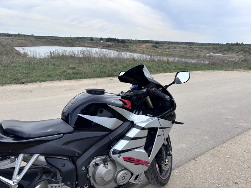 Honda CBR 600RR 2005 Polift - Zawieszenie upside-down