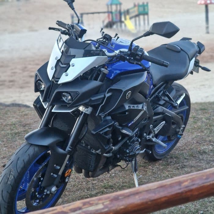 Yamaha mt10  (nie z1000,z900,mt09)