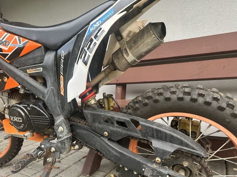 Motocykl cross KXD 125