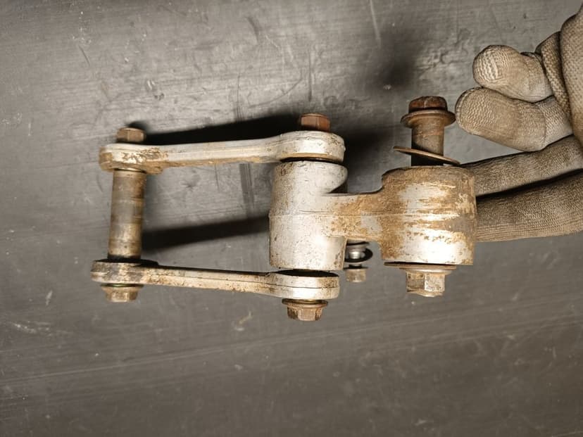 Kiwak kołyska łącznik wahacza kości części Suzuki DRZ DR-Z 400 Y E S S