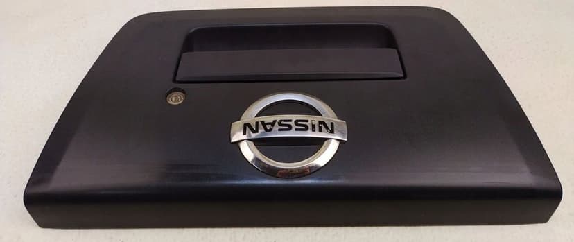 nissan navara d40 zamek klamka maskownica burty tylnej