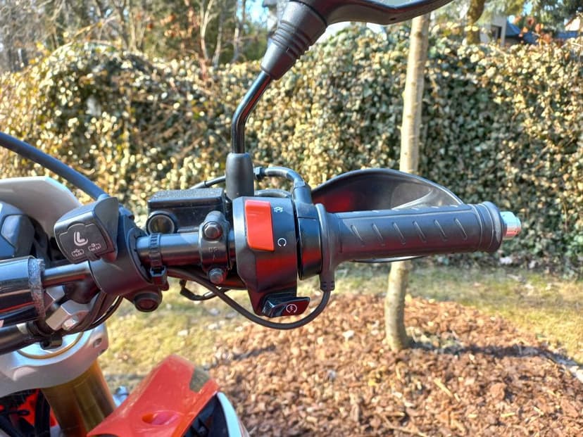 Honda CRF 250L, 2016 r., przebieg 9000 km, stan bardzo dobry