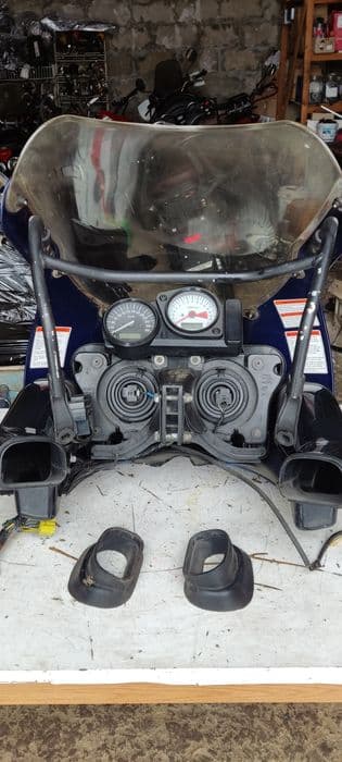 Suzuki GSX-R srad czasza lampa stelaż licznik wloty komplet
