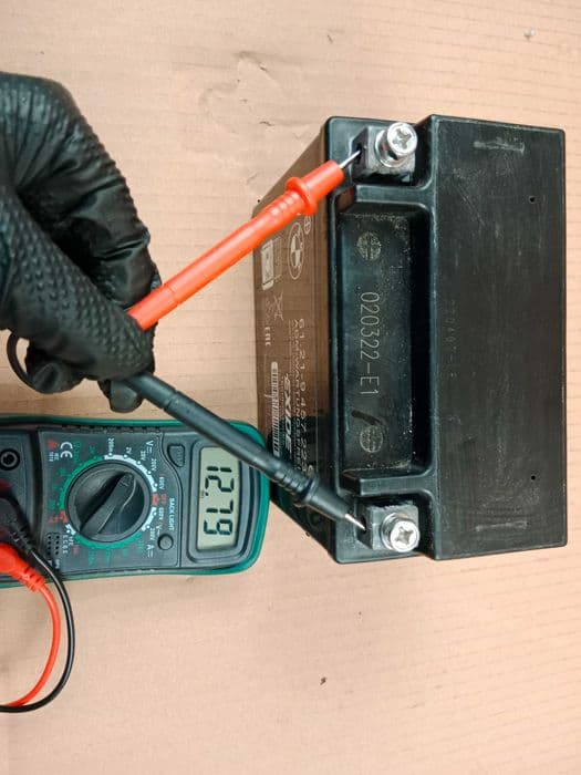 Akumulator Motocyklowy EXIDE 61 . 21- 9 AGM-WARTUNGSFRE 12V / C10 10Ah