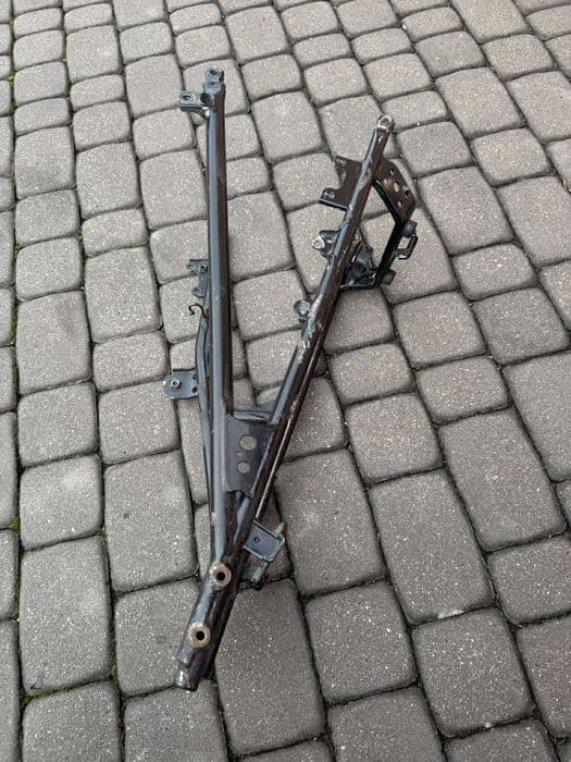 Suzuki LTZ 400 stelaz tyl subframe zadupek OEM 2003-2008