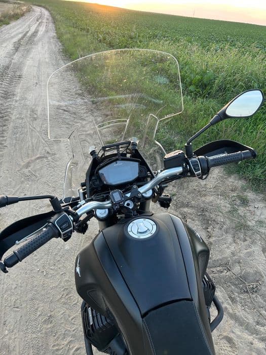 Moto Guzzi V85 TT 2021 | 20 000 km | Arrow | BoosterPlug | nowe opony