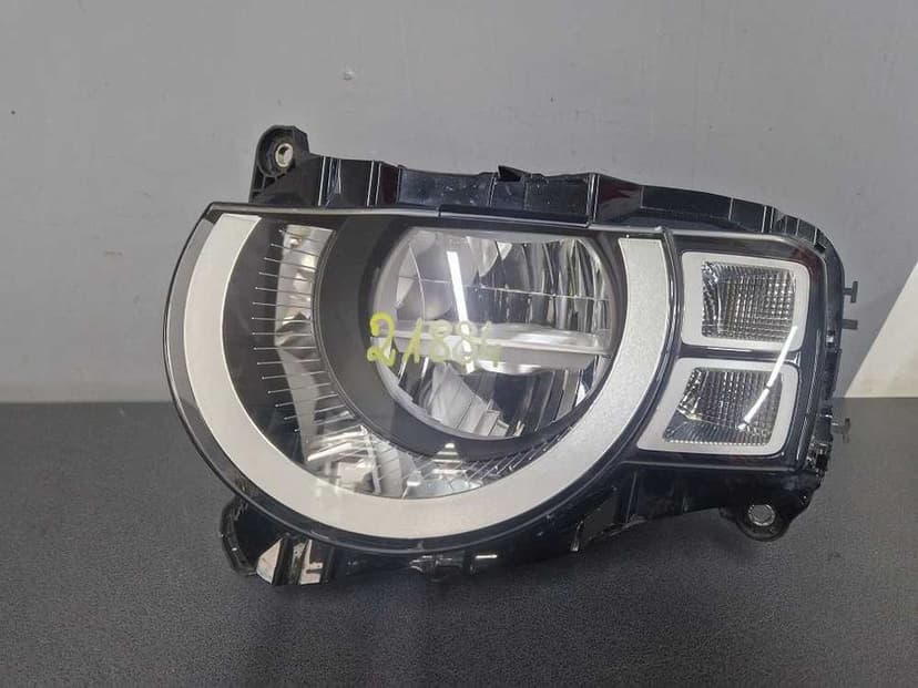 Land Rover Defender 19r.- Lampa Przód Lewa Full Led