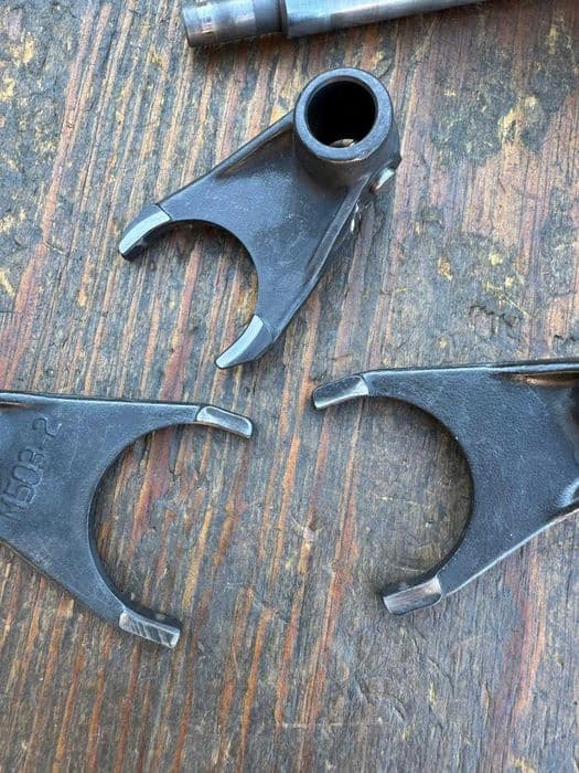 skrzynia biegow ktm sx 125 / 150 / 200 r 98-15 wodziki kompletna