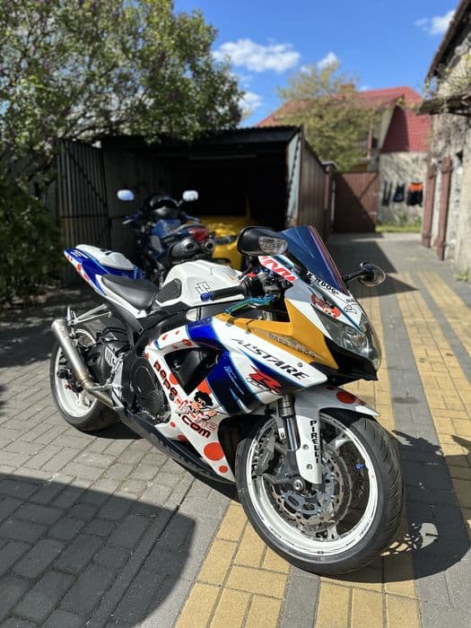 Suzuki GSX-R 600 K8 stan bdb 3 mapy wydech mivv kat. A