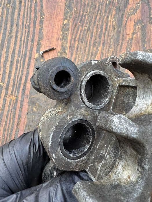 zacisk prawy przod przedn hamulca BRP can am can-am outlander renegade