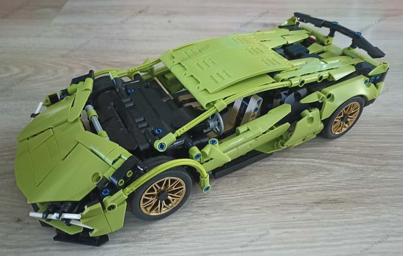 Klocki techniczne Ducati Panigale V4, KTM Super Duke, Lamborghini Sian