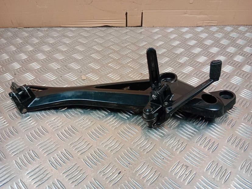 Ducati Monster 696 Sety Kierowcy Set Prawy Lewy Podnóżki Podnóżek