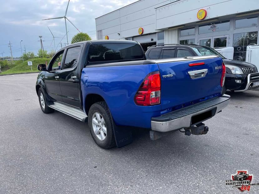 Paka Toyota Hilux, przestrzeń załadunkowa Toyota Hilux