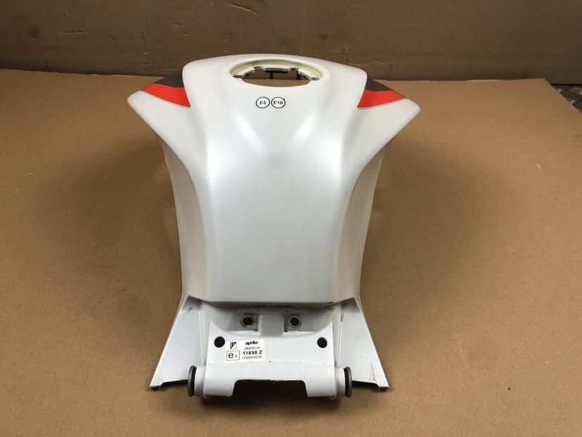 Aprilia Tuono 125 Nakładka na Zbiornik Bak Paliwa 2022