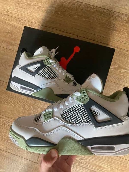 Buty sportowe Jordan_4_Retro_Seafoam R.39